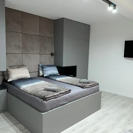 Luca Free Parking شقة *