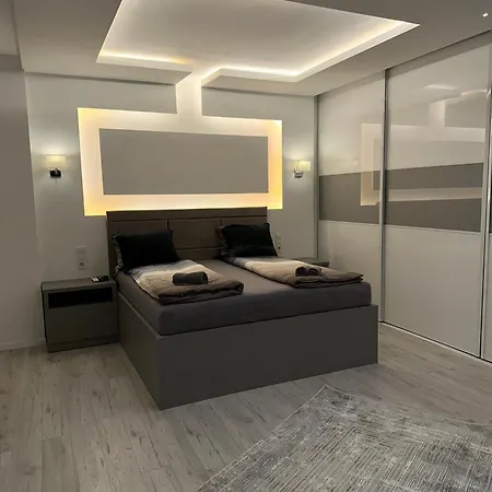 Luca Free Parking Apartmán