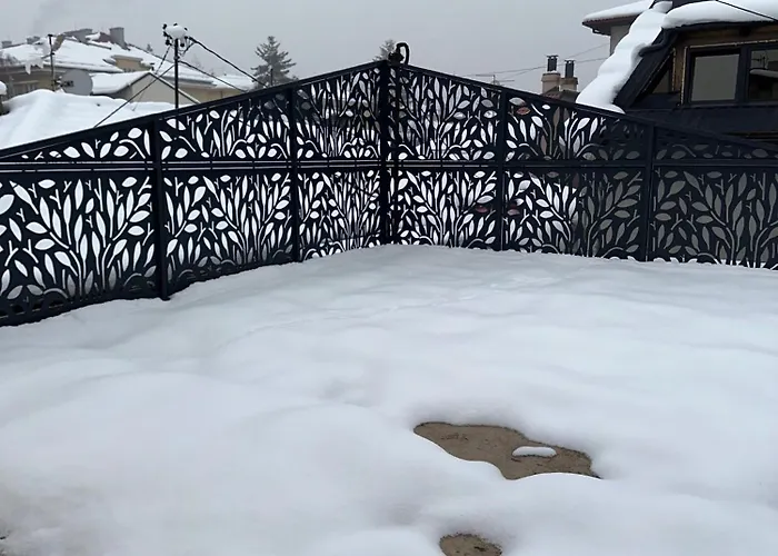 Luca Free Parking شقة *